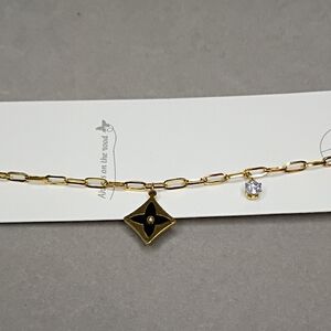 New Elegant Gold and Black Charm Bracelet #110